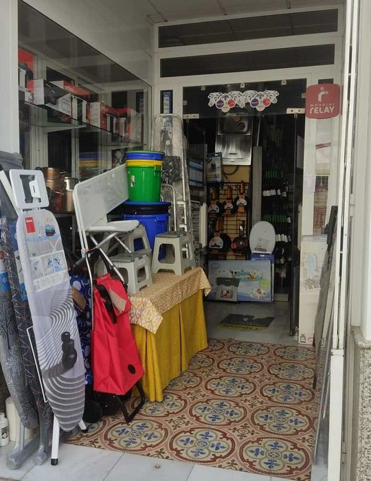 entrada a tienda de electrodomésticos